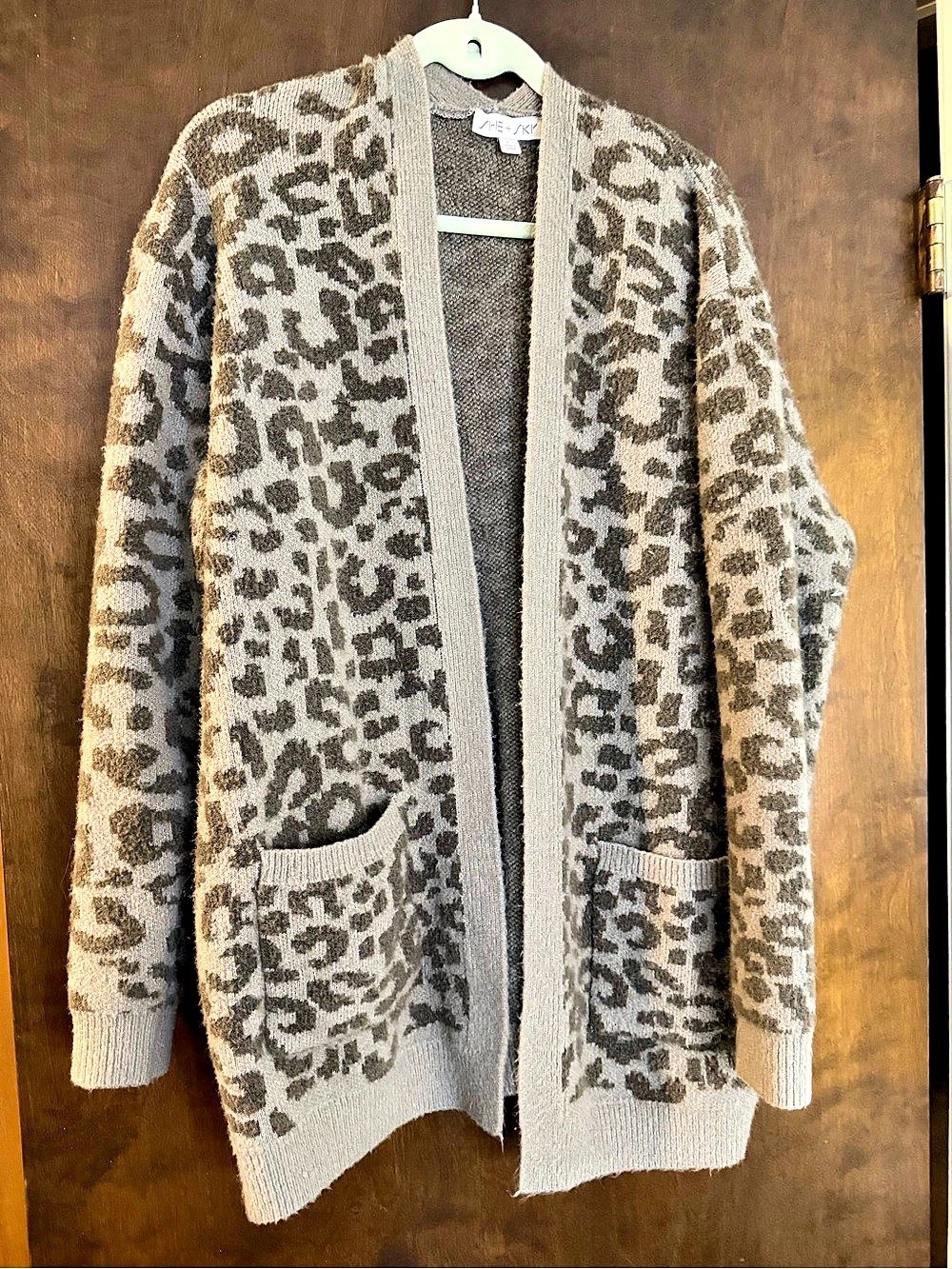 She + Sky Leopard Print Open Front Cardigan in Gray/beige/brown/Black size large